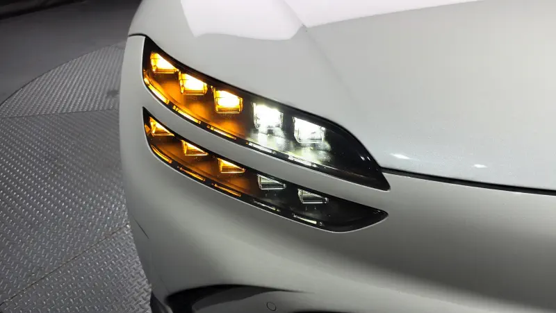 Genesis GV60