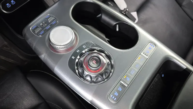 Genesis GV60