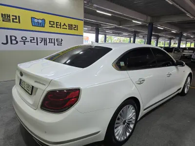 Kia K9