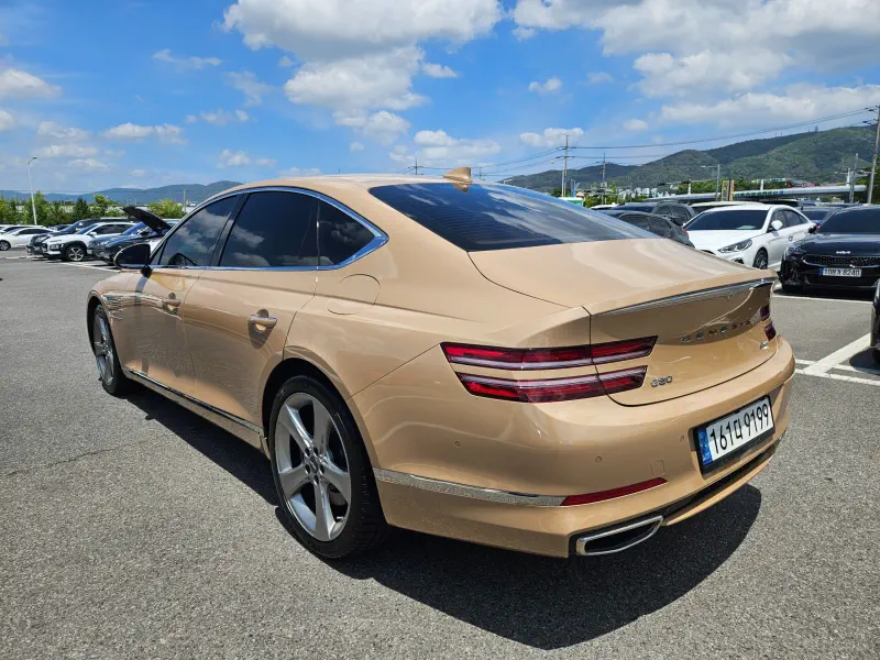 Genesis G80