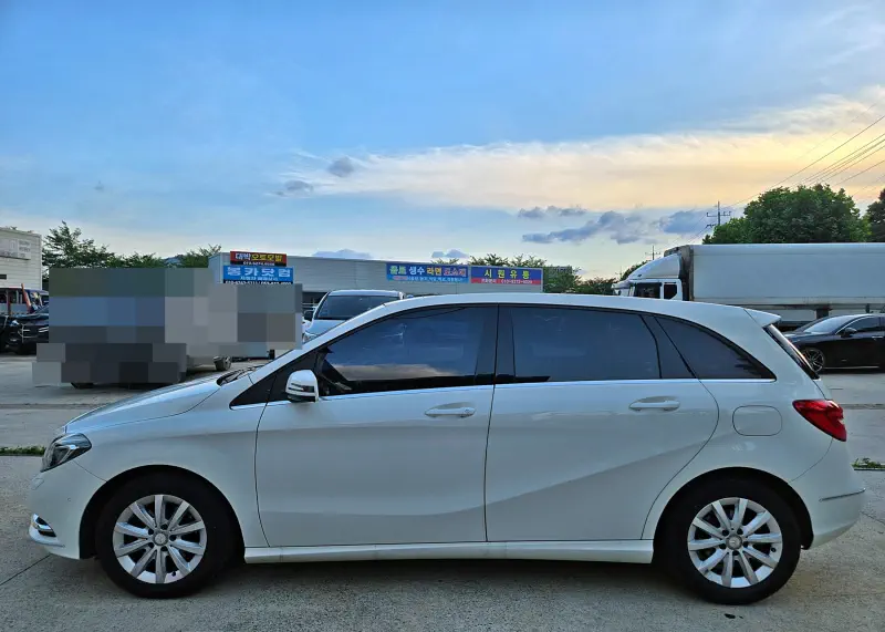 Mercedes-Benz B-Class