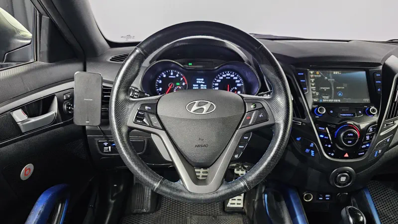 Hyundai Veloster