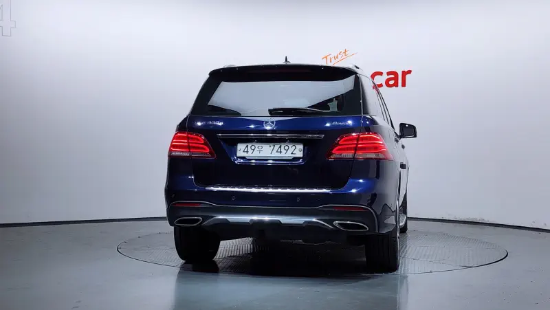 Mercedes-Benz GLE-Class