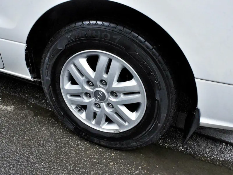 Hyundai Grand Starex