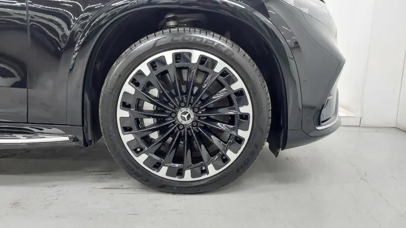 Mercedes-Benz EQS SUV