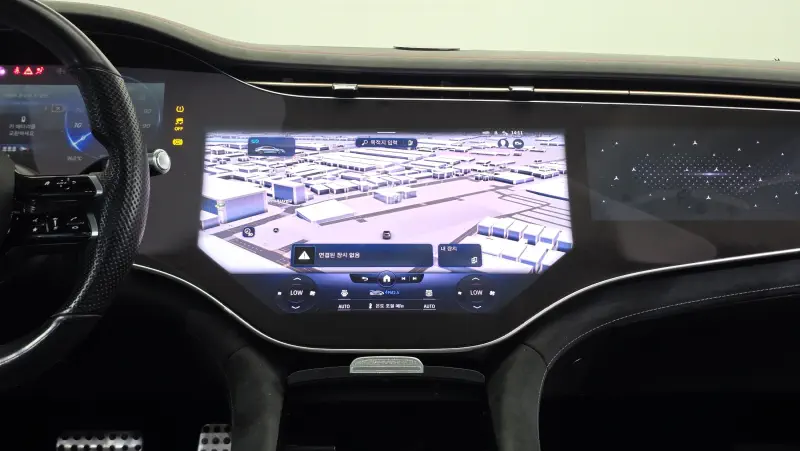 Mercedes-Benz EQS