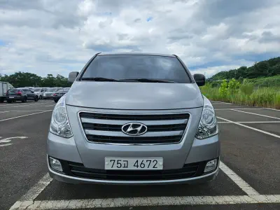 Hyundai Grand Starex