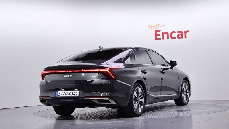 Kia K8
