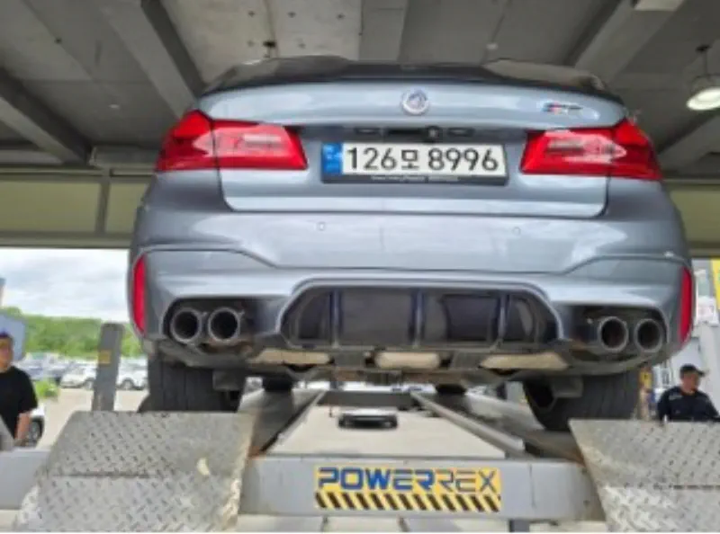 BMW M5