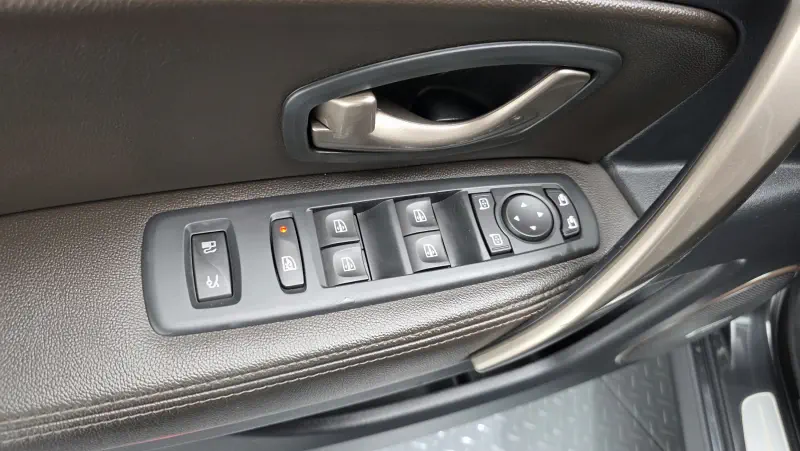 Renault Samsung SM5