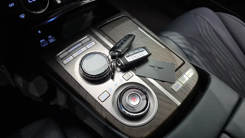 Genesis G80