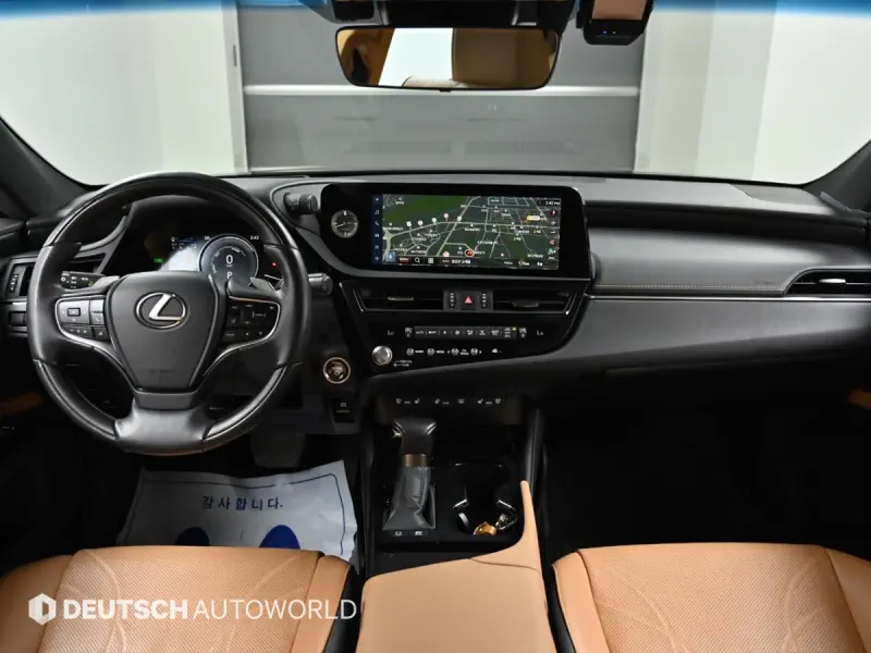 Lexus ES300h