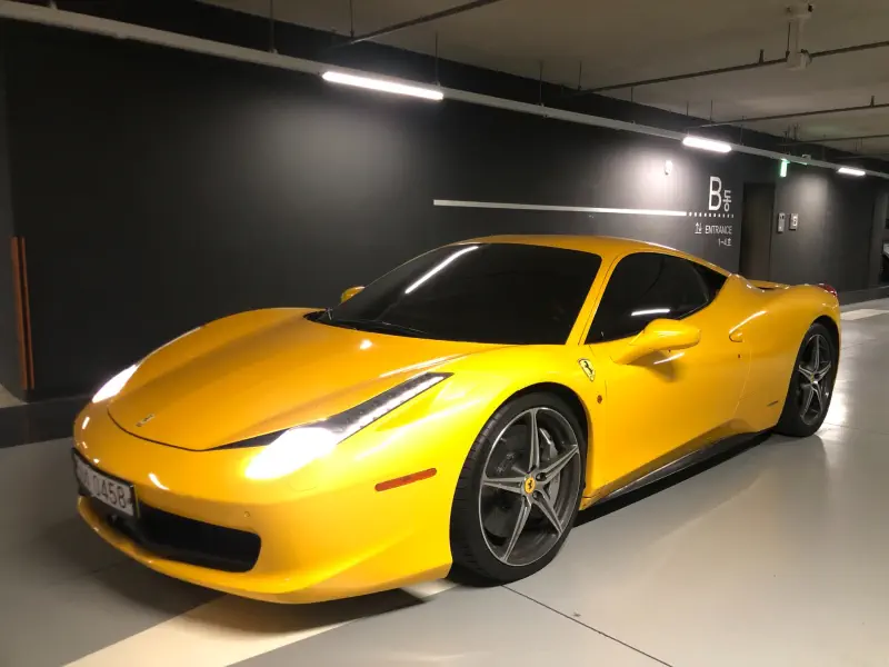 Ferrari 458