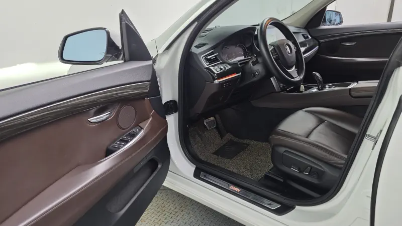 BMW 5-Series Gran Turismo
