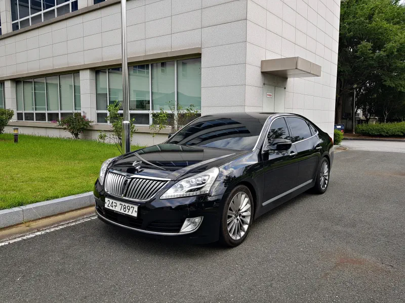 Hyundai Equus
