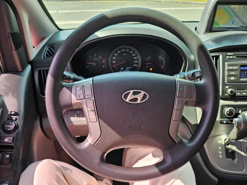 Hyundai Grand Starex