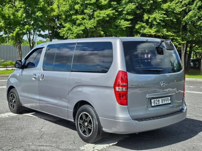 Hyundai Grand Starex