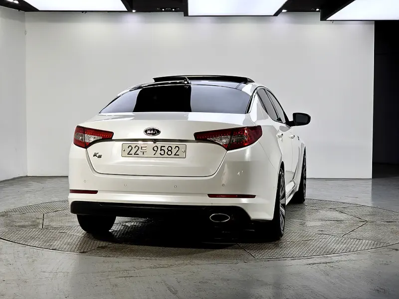 Kia K5