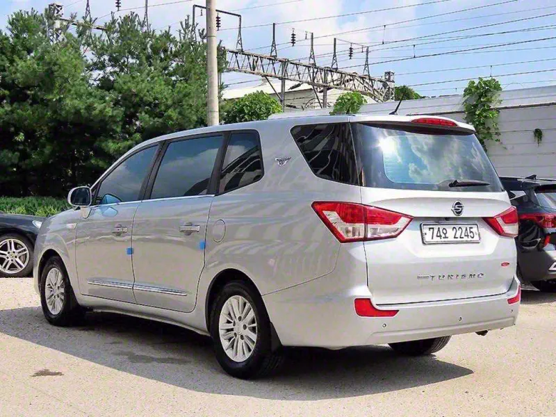 SsangYong Korando Turismo