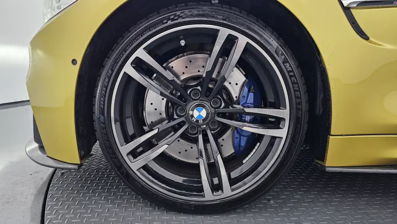 BMW M4