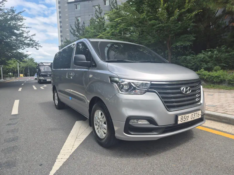 Hyundai Grand Starex