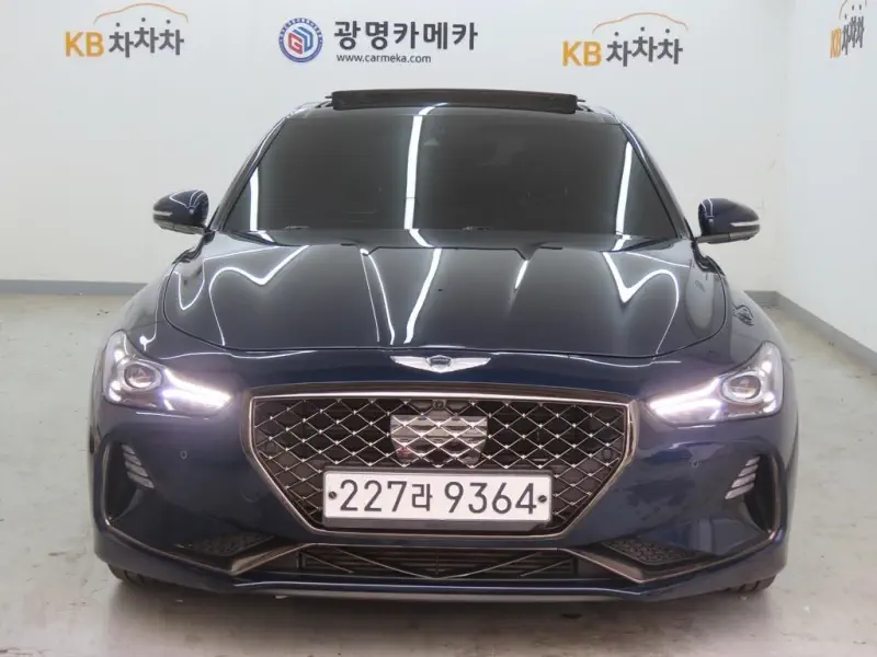 Genesis G70