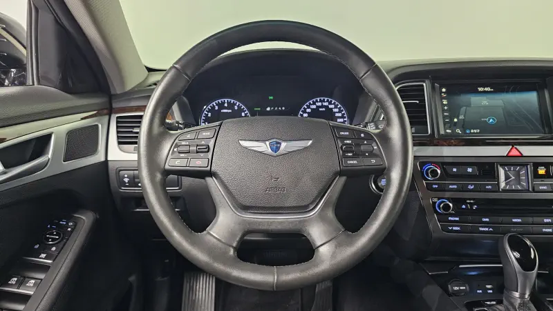 Hyundai Genesis