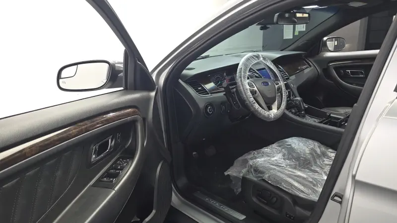 Ford Taurus