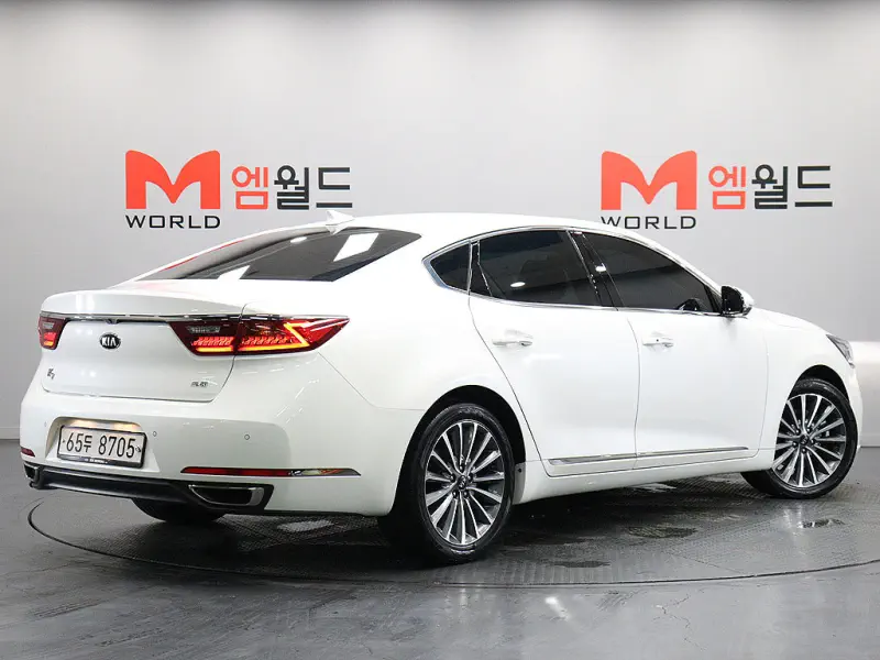 Kia K7