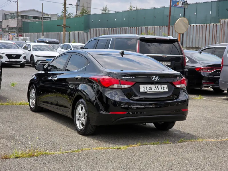 Hyundai AVANTE