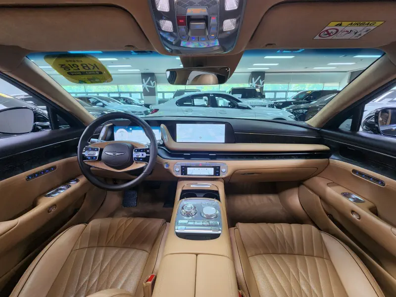 Genesis G90