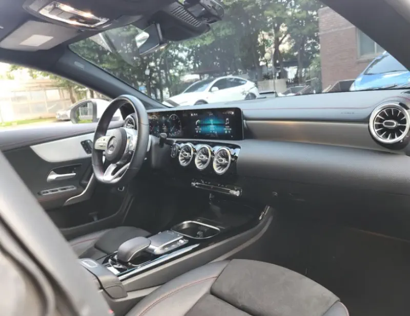 Mercedes-Benz CLA-Class