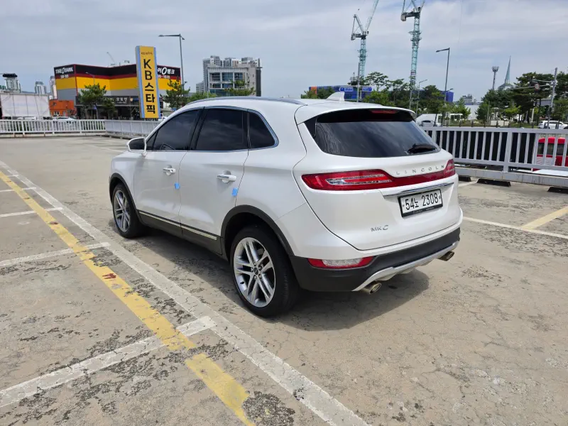 Lincoln MKC