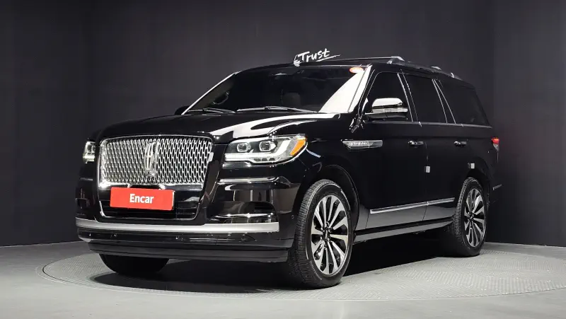 Lincoln Navigator