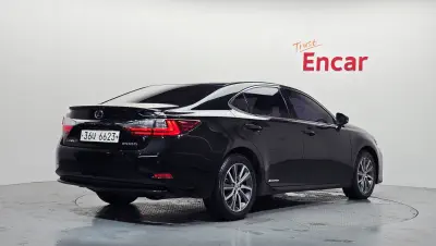 Lexus ES300h