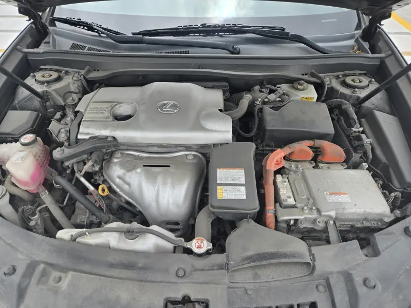 Lexus ES300h