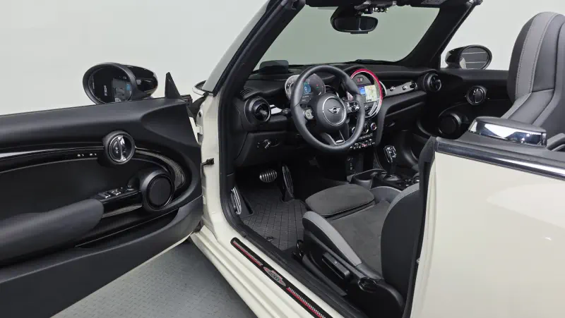 MINI Cabrio
