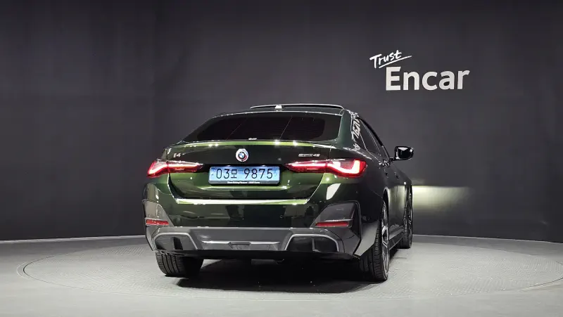 BMW i4