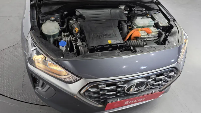 Hyundai Ioniq