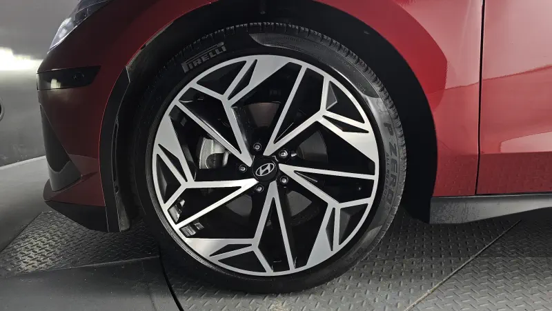 Hyundai Ioniq 6