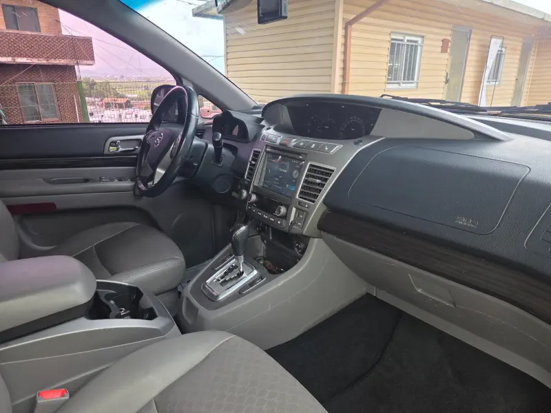 SsangYong Korando Turismo