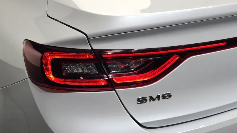 Renault Samsung SM6