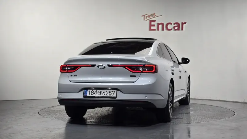 Renault Samsung SM6