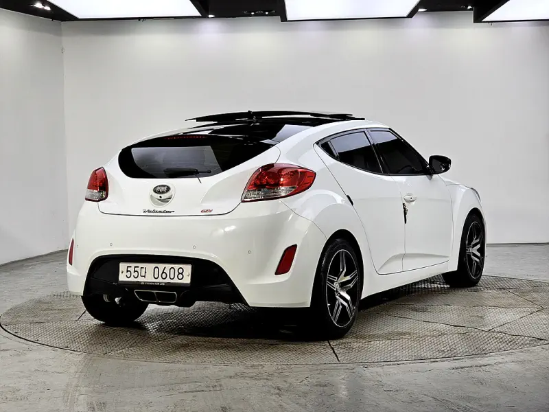 Hyundai Veloster