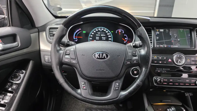 Kia K7