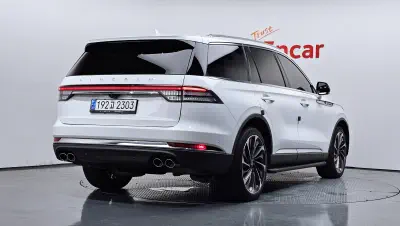 Lincoln Aviator