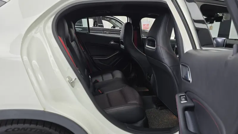 Mercedes-Benz GLA-Class