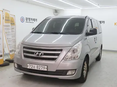 Hyundai Grand Starex