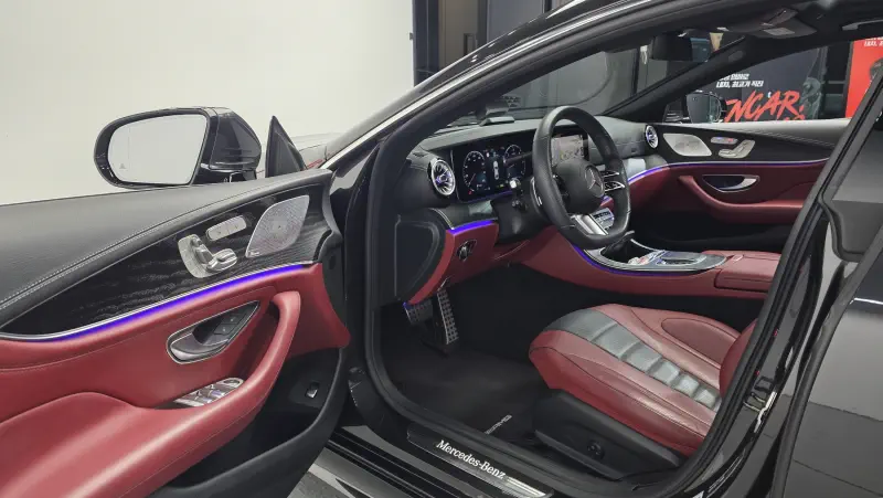 Mercedes-Benz CLS-Class