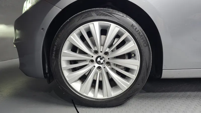 BMW 5-Series Gran Turismo